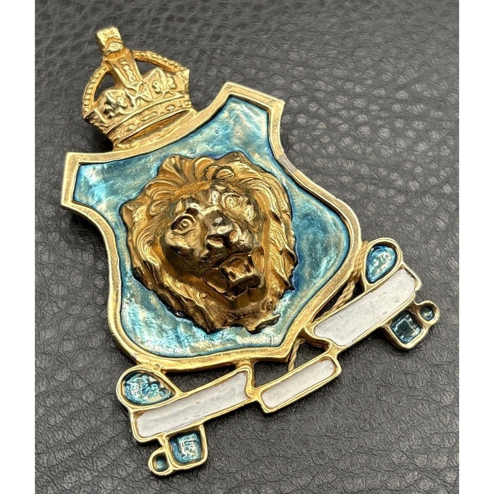 Vintage Accessocraft NYC Lion Shield Brooch Gold Tone Blue Enamel Leo Zodiac